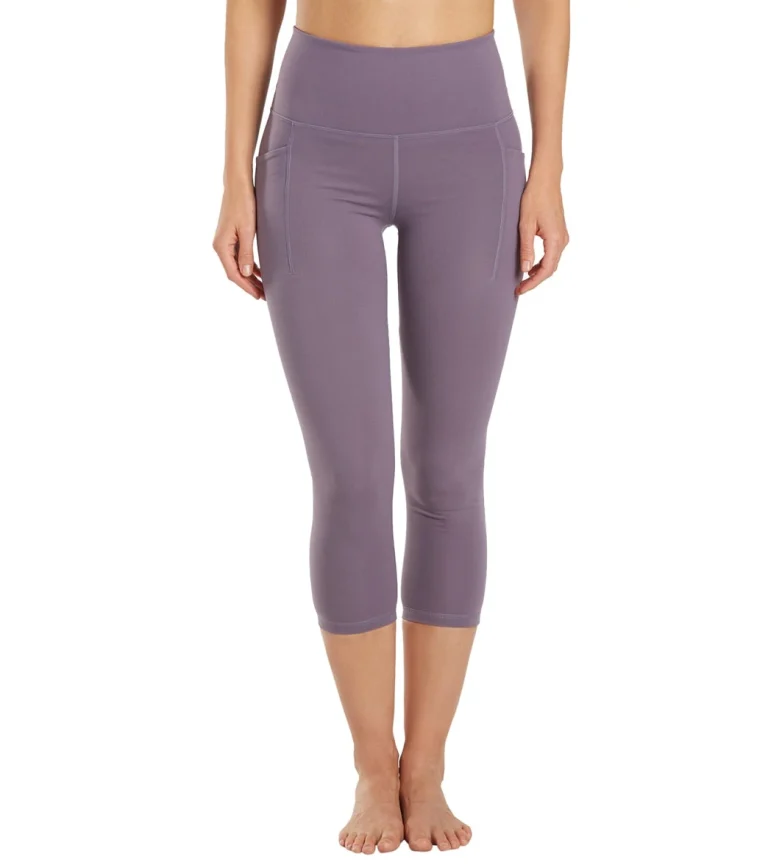 Uphold Solid High Waisted Capri Leggings With Pockets 21"